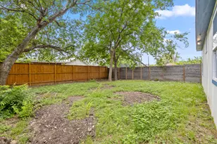 907 E 53rd St, Austin, TX 78751 - Photo 30