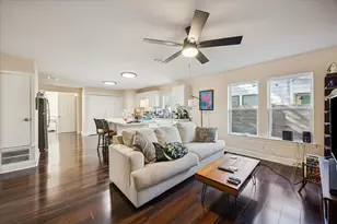 907 E 53rd St, Austin, TX 78751 - Photo 6