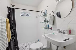 907 E 53rd St, Austin, TX 78751 - Photo 14