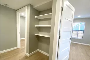 6920 Bethune Ave, Austin, TX 78752 - Photo 14