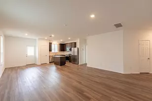 1520 Holly Lk Dr, Leander, TX 78641 - Photo 6