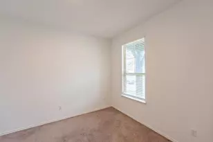 1520 Holly Lk Dr, Leander, TX 78641 - Photo 10