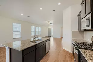 6000 Gerard Dr, Austin, TX 78744 - Photo 14