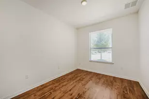 6000 Gerard Dr, Austin, TX 78744 - Photo 20