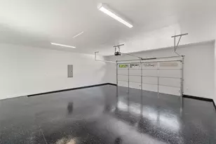 705 Sloan St, Taylor, TX 76574 - Photo 40