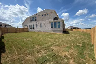 120 Clancy Dr, Liberty Hill, TX 78642 - Photo 32