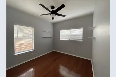 2007 E 10th Street #A, Austin, TX 78702 - Photo 14