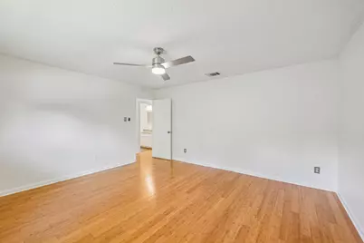 2717 Charlesworth Drive, Austin, TX 78745 - Photo 22