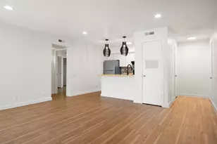 620 S 1st St, Austin, TX 78704 - Photo 2