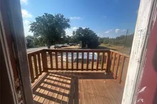 1105 Westwood Ln, Giddings, TX 78942 - Photo 4