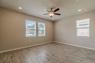 104 Menard Dr, San Marcos, TX 78666 - Photo 14