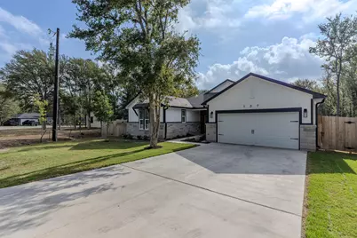 107 Keawakapu Drive, Bastrop, TX 78602 - Photo 2