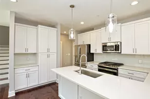 1130 Lott Ave, Austin, TX 78721 - Photo 12