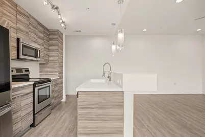 604 N Bluff Drive #244, Austin, TX 78745 - Photo 6