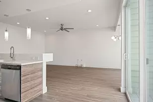 604 N Bluff Dr, Austin, TX 78745 - Photo 10
