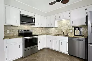 200 World of Tennis Sq, Lakeway, TX 78738 - Photo 6