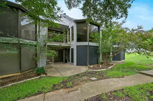 200 World of Tennis Sq, Lakeway, TX 78738 - Photo 4