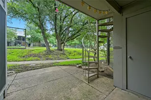 200 World of Tennis Sq, Lakeway, TX 78738 - Photo 24