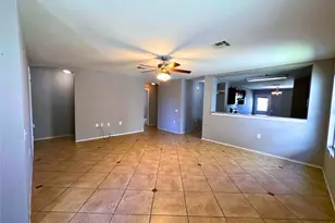 7424 Cayenne Ln, Austin, TX 78741 - Photo 2