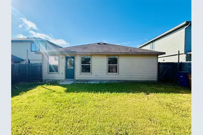 7424 Cayenne Lane, Austin, TX 78741 - Photo 18