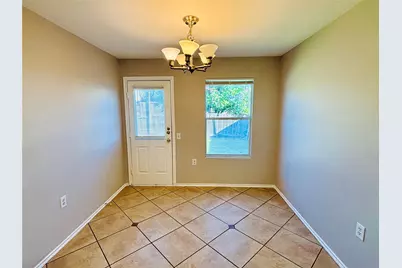 7424 Cayenne Lane, Austin, TX 78741 - Photo 10