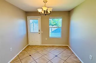 7424 Cayenne Ln, Austin, TX 78741 - Photo 10
