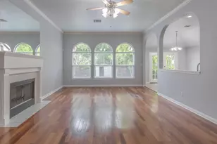 8214 Cornerwood Dr, Austin, TX 78717 - Photo 12