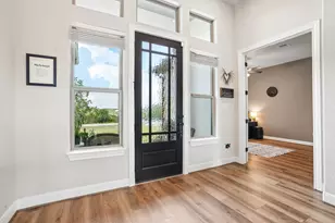 134 High Point Cir, Spring Branch, TX 78070 - Photo 2