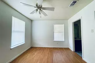 7402 Geneva Dr, Austin, TX 78723 - Photo 12