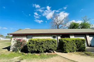 7402 Geneva Dr, Austin, TX 78723 - Photo 2