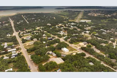 610 Tamarack Dr, Canyon Lake, TX 78133 - Photo 16