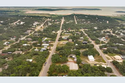 610 Tamarack Dr, Canyon Lake, TX 78133 - Photo 14