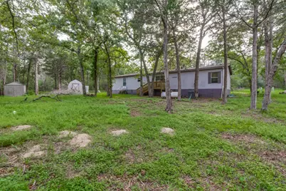 319 Green Oaks Drive, Bastrop, TX 78602 - Photo 12