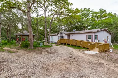 319 Green Oaks Drive, Bastrop, TX 78602 - Photo 2