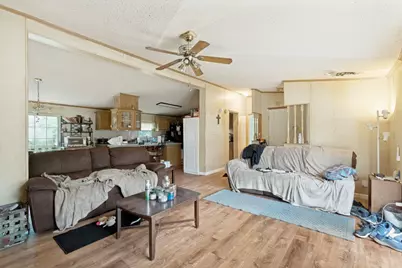 319 Green Oaks Drive, Bastrop, TX 78602 - Photo 10