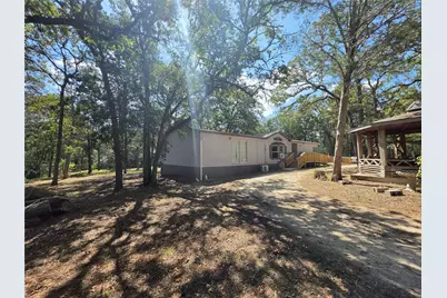 319 Green Oaks Drive, Bastrop, TX 78602 - Photo 4