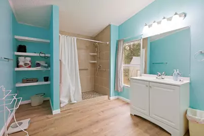 319 Green Oaks Drive, Bastrop, TX 78602 - Photo 16
