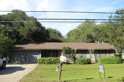 1306 Alamo Street, San Marcos, TX 78666 - Photo 2