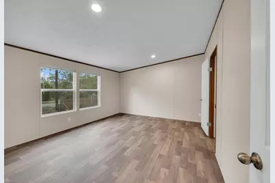 211 Overhill Road, Bastrop, TX 78602 - Photo 10