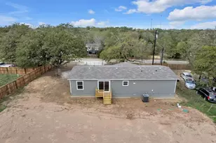 211 Overhill Rd, Bastrop, TX 78602 - Photo 36