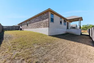704 Coltrane Dr, Pflugerville, TX 78660 - Photo 38