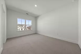 112 Irvine Pass, Liberty Hill, TX 78642 - Photo 32