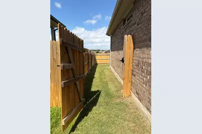 813 Cade Cove, Georgetown, TX 78626 - Photo 26