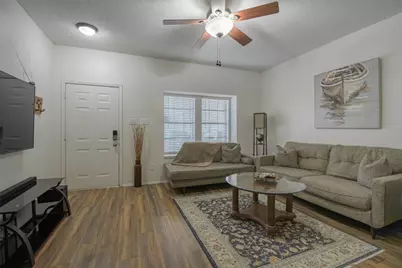 1411 Gracy Farms Lane #14, Austin, TX 78758 - Photo 2