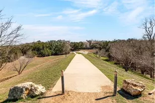 1411 Gracy Farms Ln, Austin, TX 78758 - Photo 18