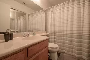 1411 Gracy Farms Ln, Austin, TX 78758 - Photo 12