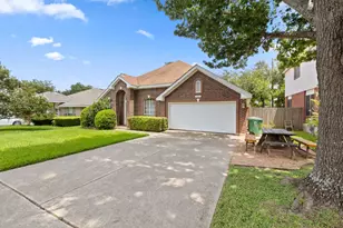 12901 Partridge Bend Dr, Austin, TX 78729 - Photo 2