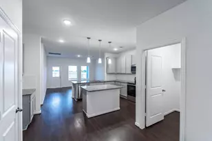 313 Blue Steel Rd, Jarrell, TX 76537 - Photo 6