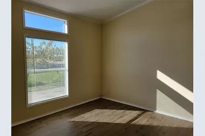 101 Heather Cove, Hutto, TX 78634 - Photo 12
