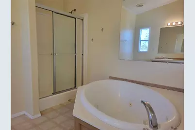 101 Heather Cove, Hutto, TX 78634 - Photo 6